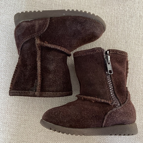 Circo Brown Genuine Suede Zippered Toddler Boots - Picture 3 of 11